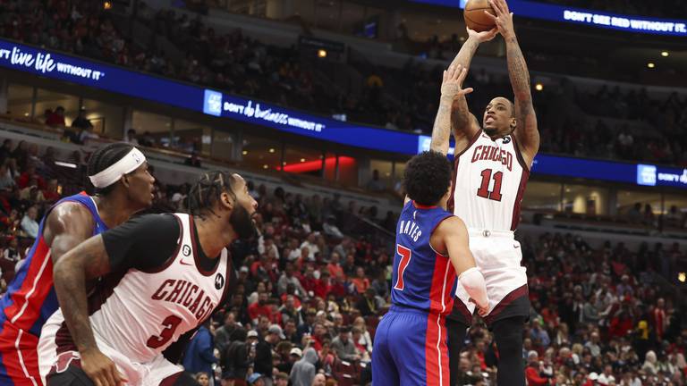 Photos: Bulls beat Pistons in regular-season finale