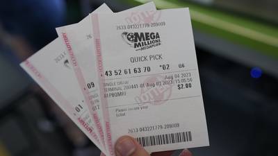 With no big winner, Mega Millions jackpot climbs to $1.55 billion