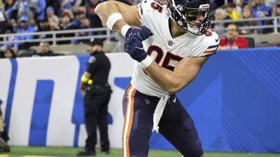 Chicago Bears: Tight end Cole Kmet agrees to 4-year extension