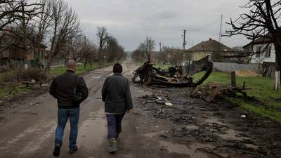 Letters: US should not supply cluster bombs to Ukraine