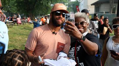 Column: NASCAR brings out new fans in Chicago