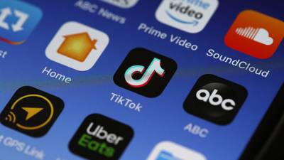 Trump admin considers Tik Tok ban. What to know.