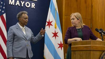 Chicago mayor, top doctor urge masking in public, COVID rising
